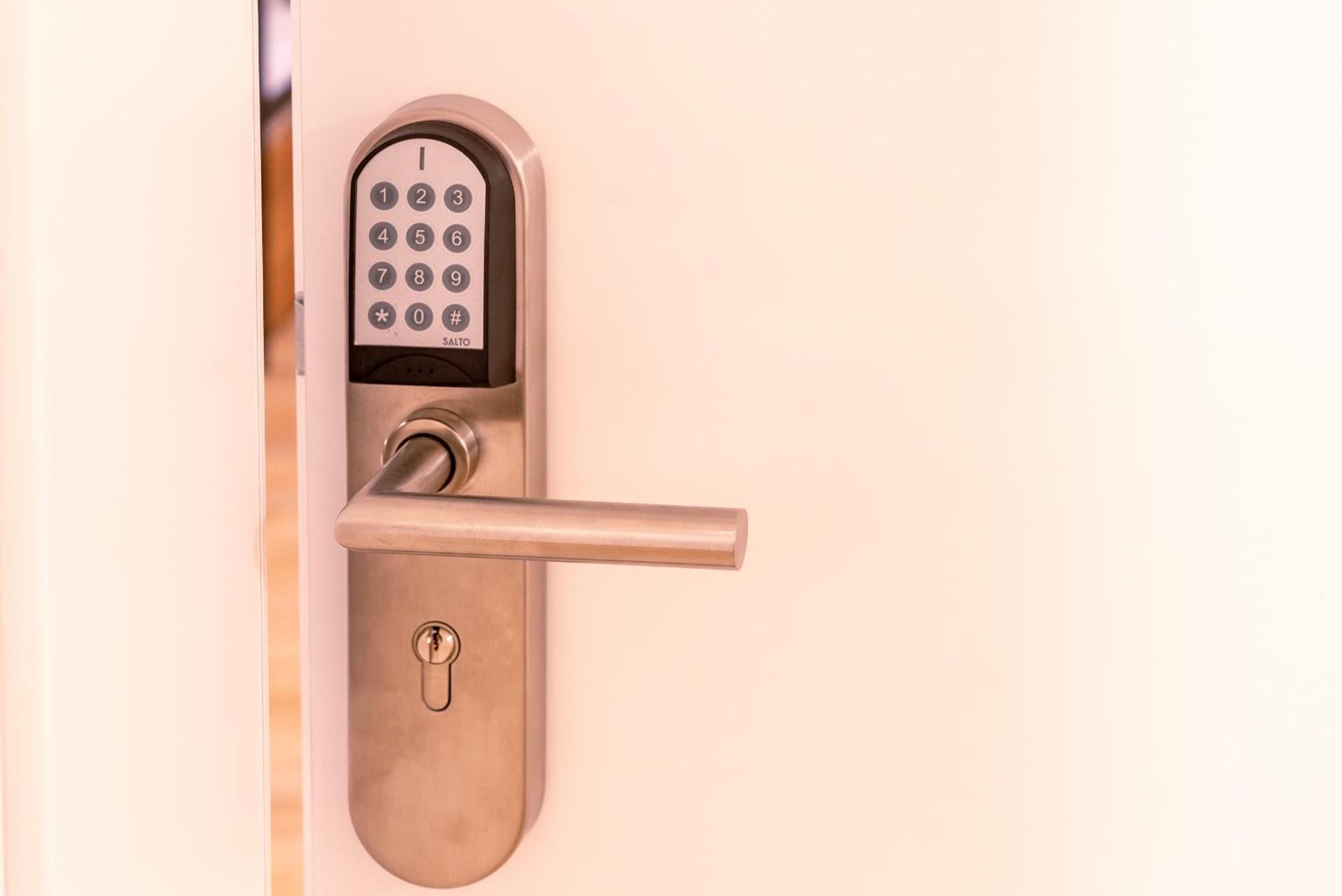 Brauhaus-Hotel Koenig Von Flandern Augsburg Zewnętrze zdjęcie
